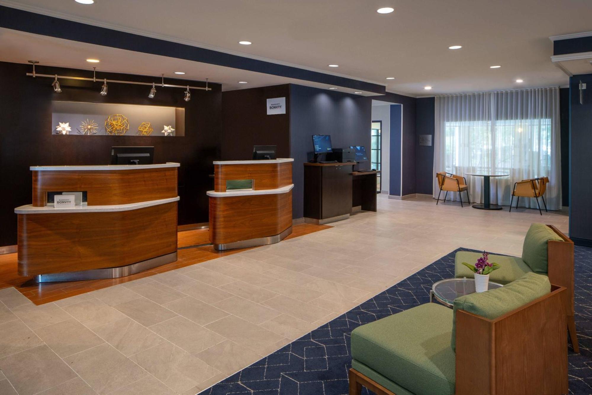 Courtyard By Marriott Covington / Mandeville Exterior foto