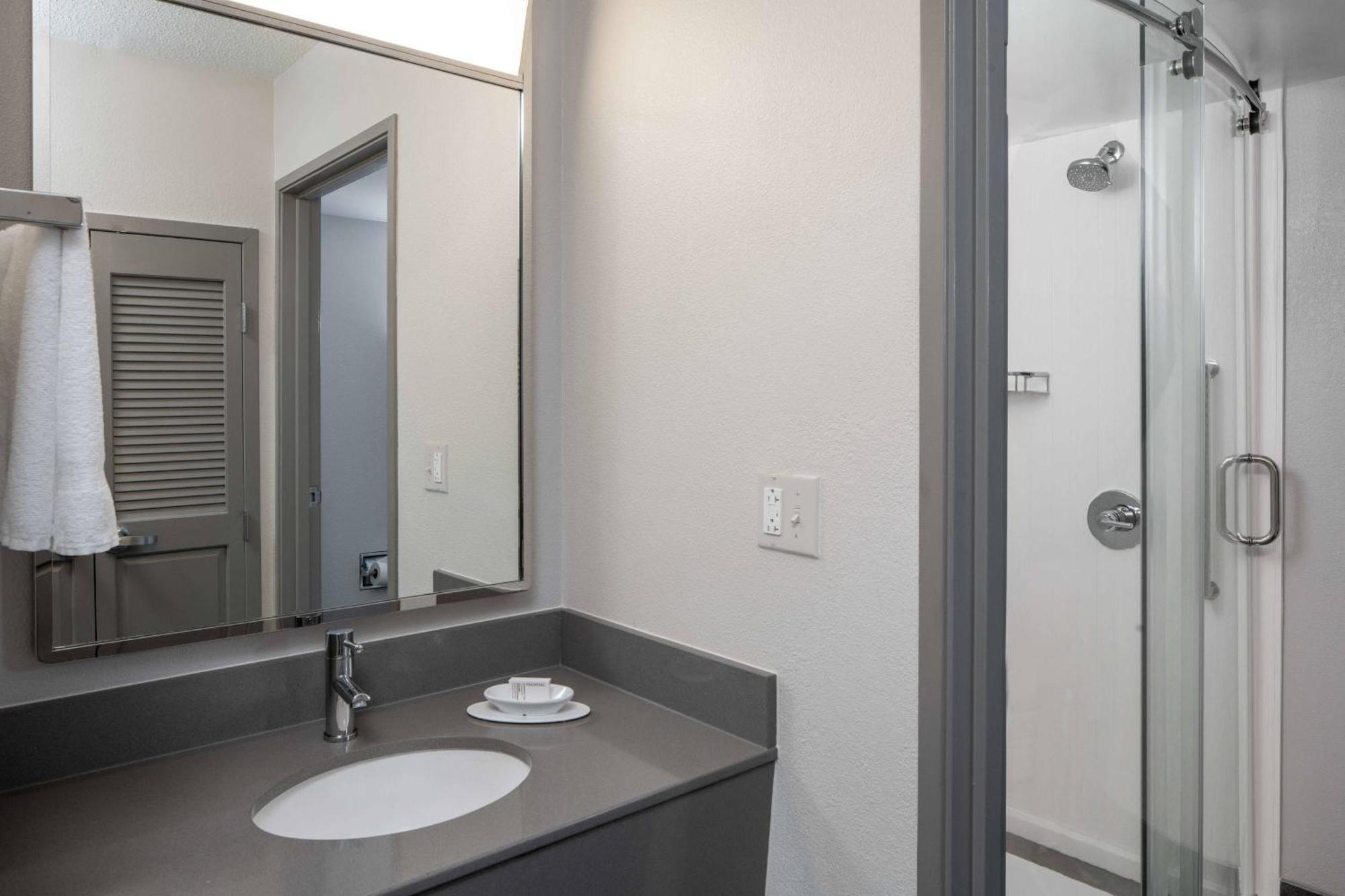 Courtyard By Marriott Covington / Mandeville Exterior foto